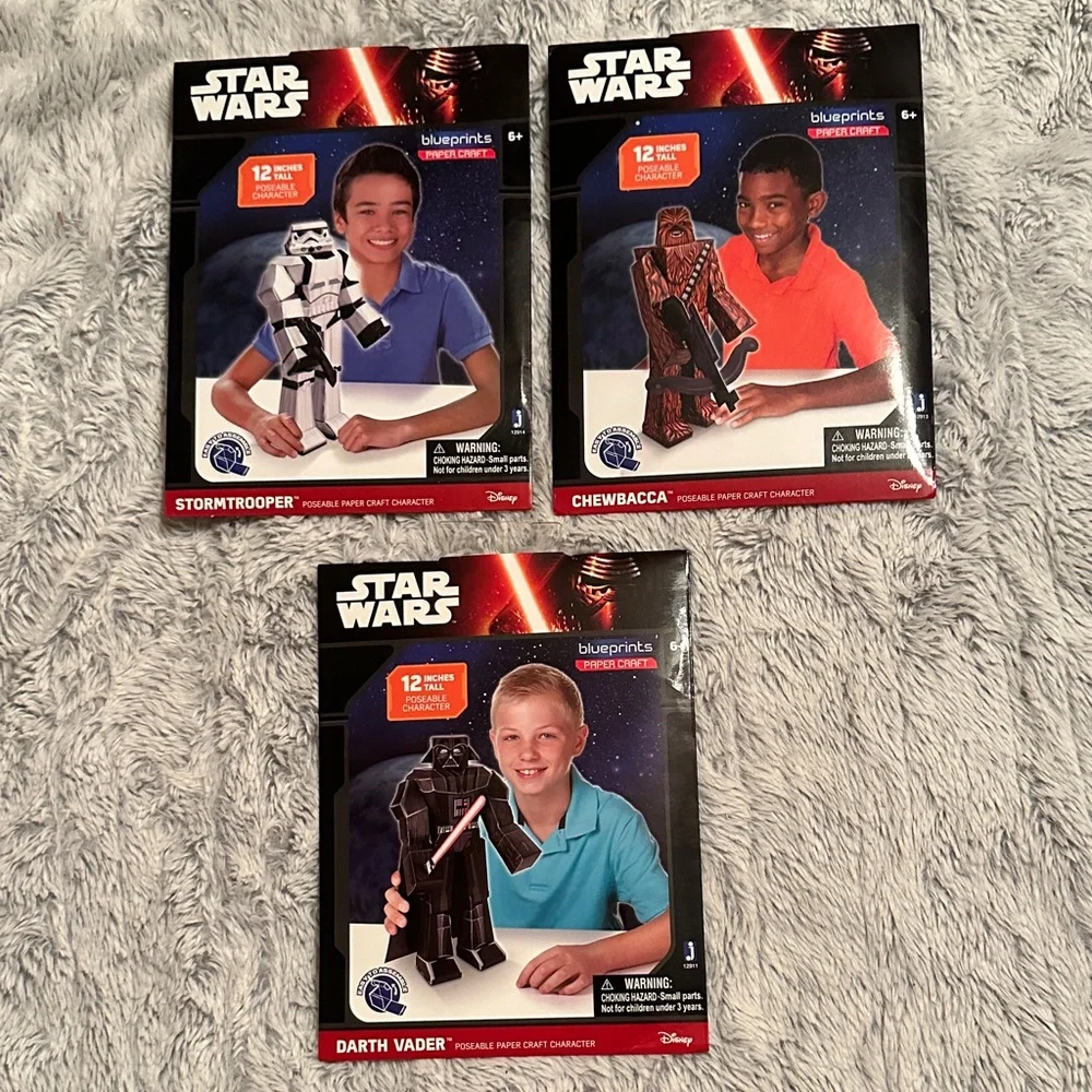 Disney Star Wars Papercraft Set - Stormtrooper, Chewbacca,‎ Darth Vader